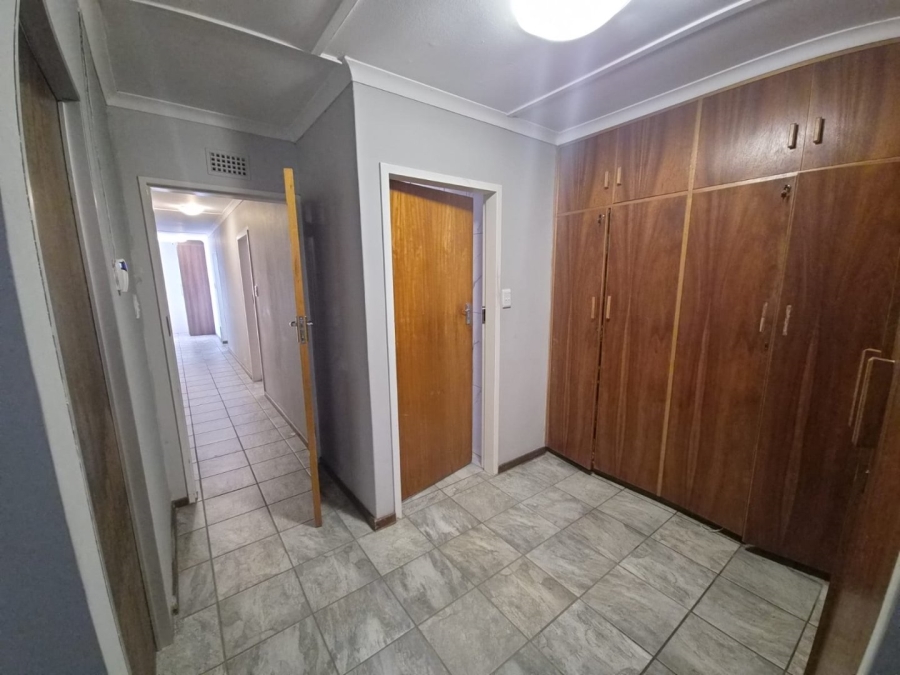 12 Bedroom Property for Sale in Universitas Ridge Free State